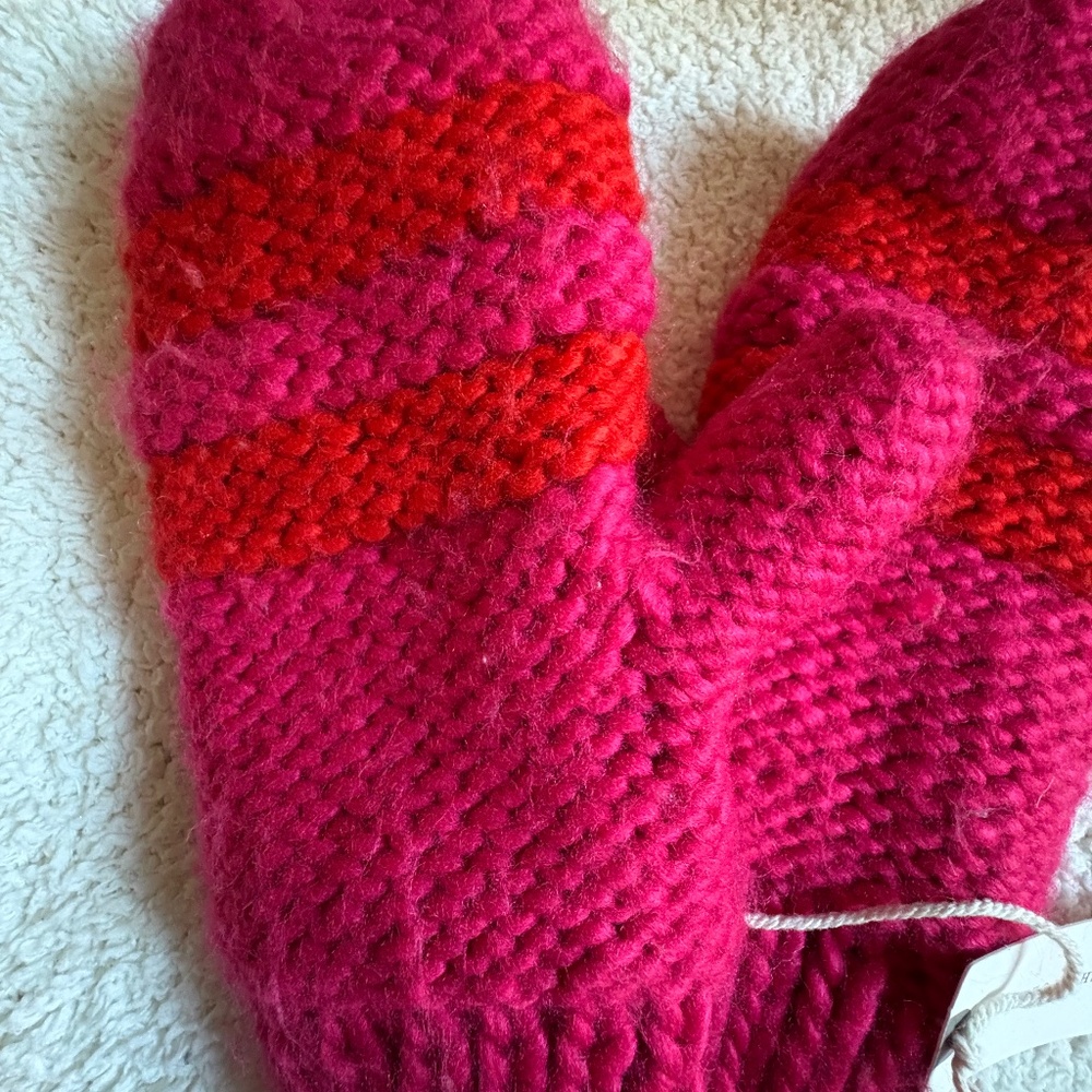 Anthropologie Red & Pink Knit Mittens · NWT · Cozy Winter Gift